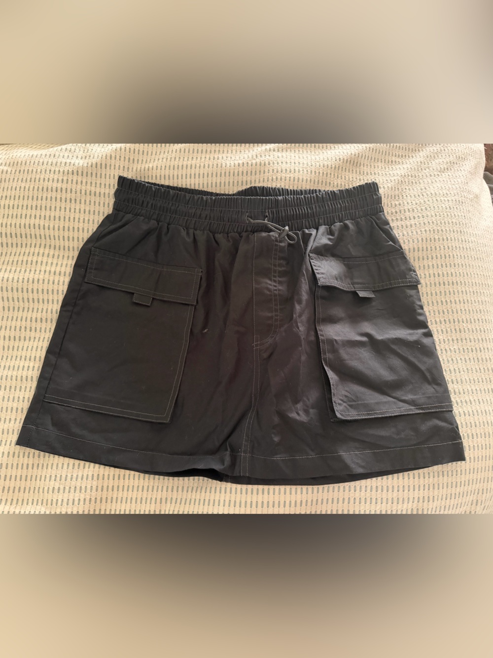 Wild Fable Black Parachute Cargo Mini Skirt - Size Medium